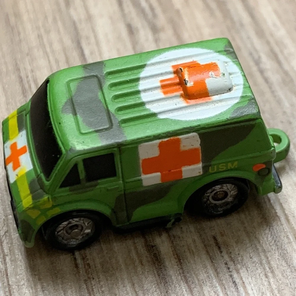 Vintage 1986 Galoob Mirco Machine Camouflage Truck Rescue Van Medic Micromachine